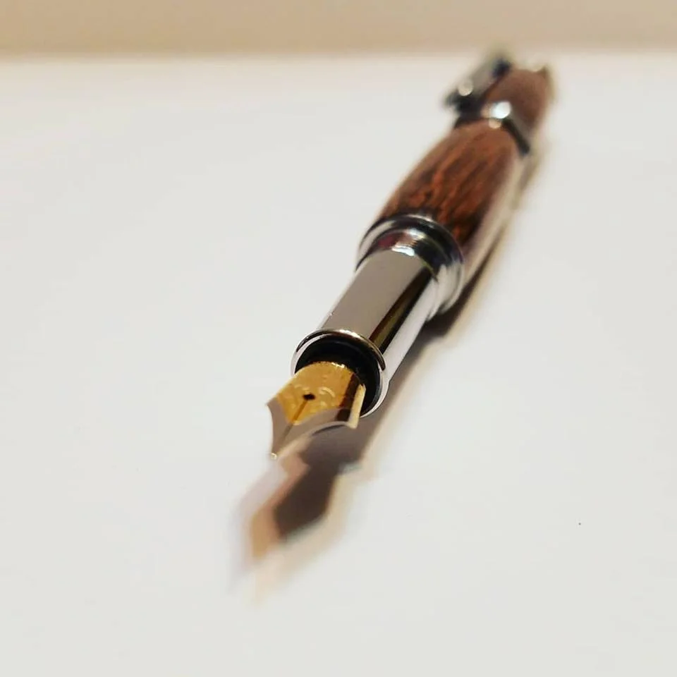 Handcrafted fountain pen